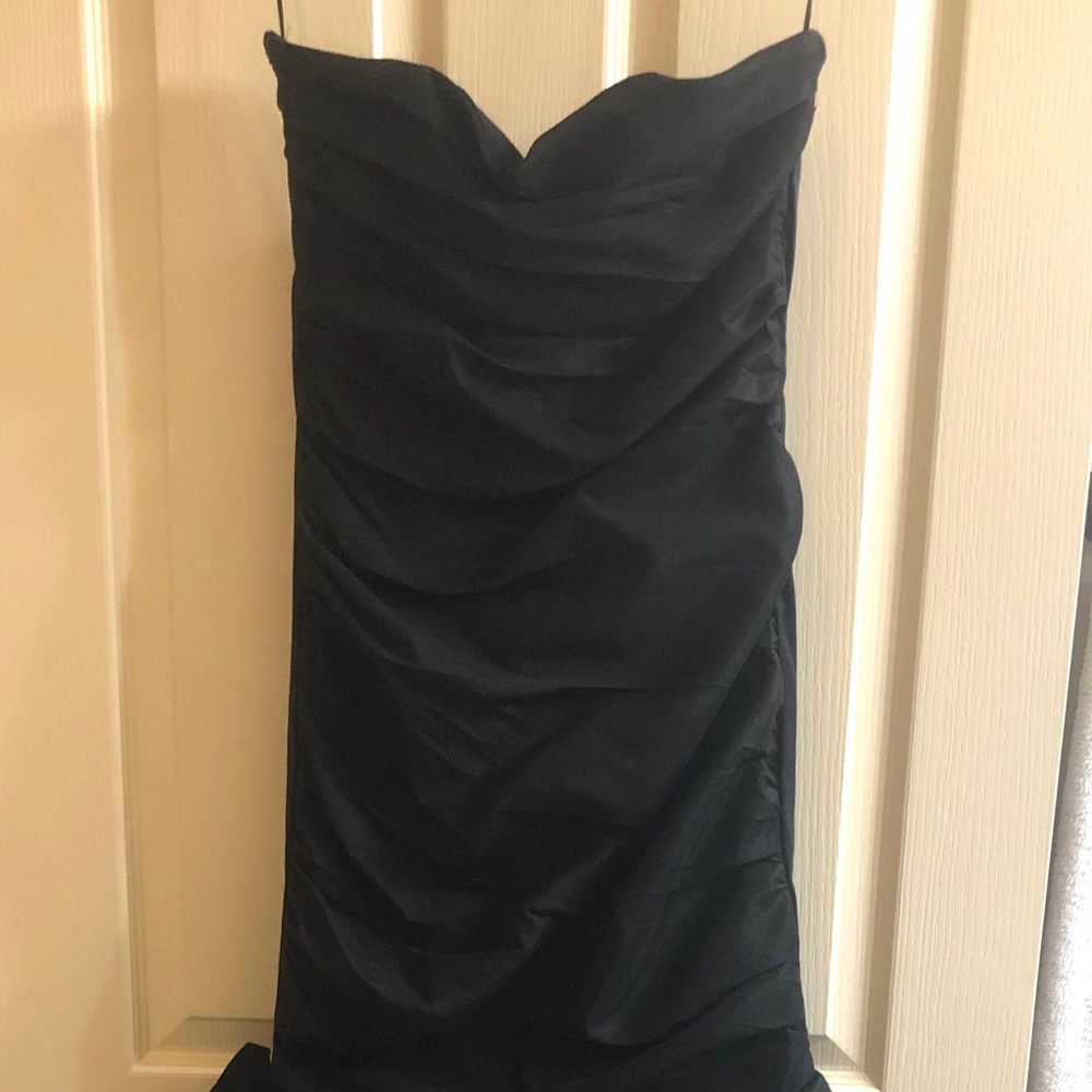 Cindy Beautiful black full length gown. Strapless